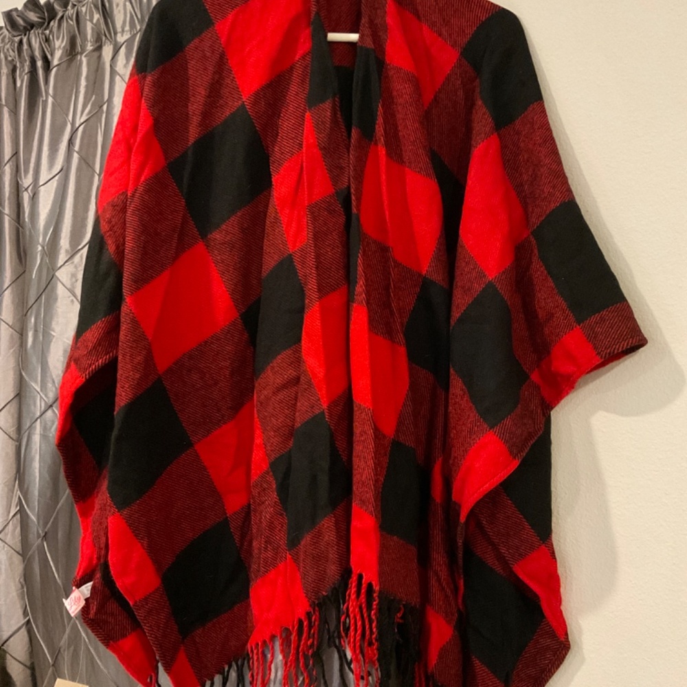 Shacket - Picture 2 of 3